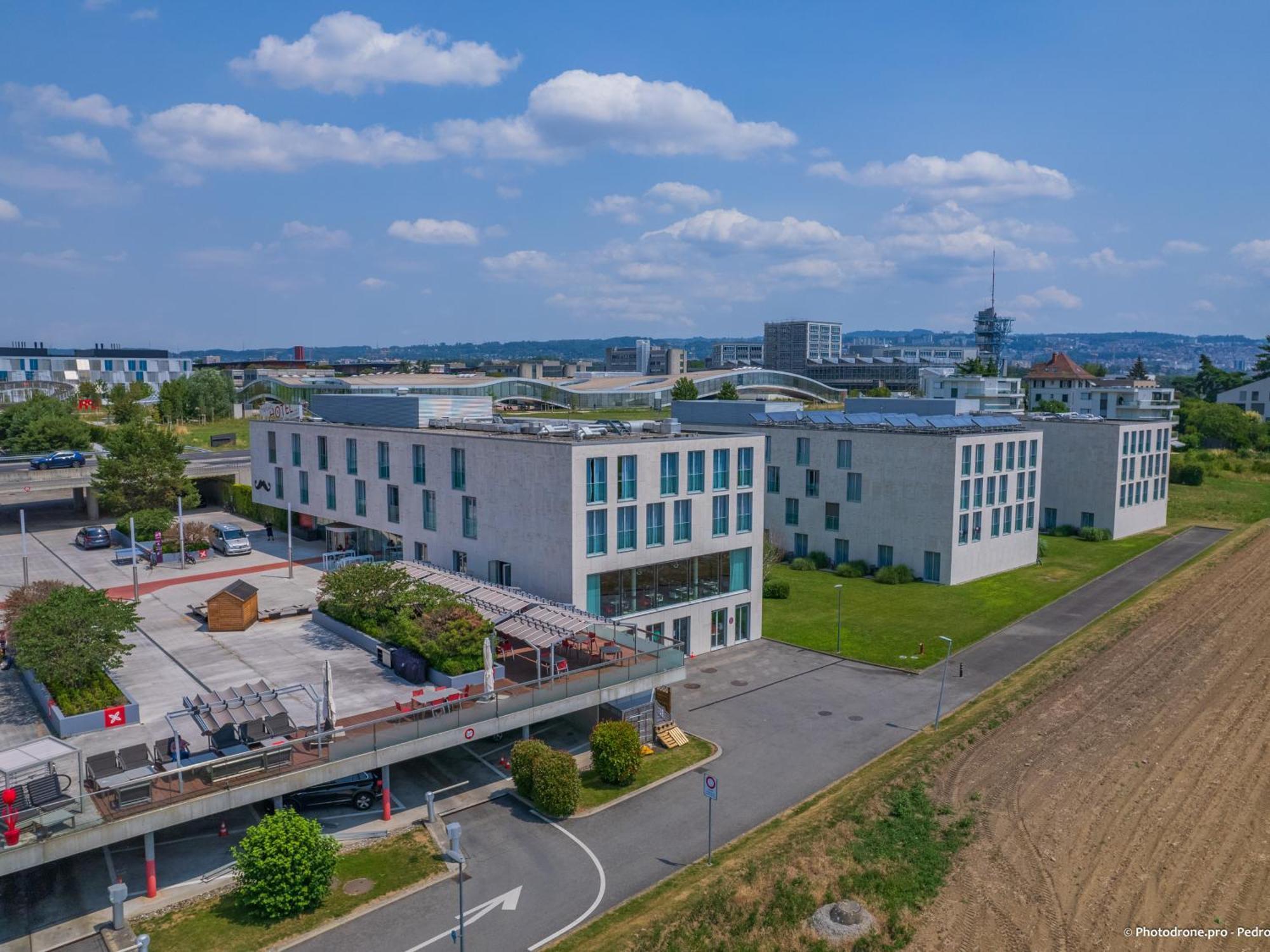 Starling Hotel Lausanne Сен-Сюльпіс Екстер'єр фото